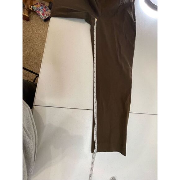 Women’s Eddie Bauer Bremerton fit brown pants size 4 petite - Picture 5 of 9